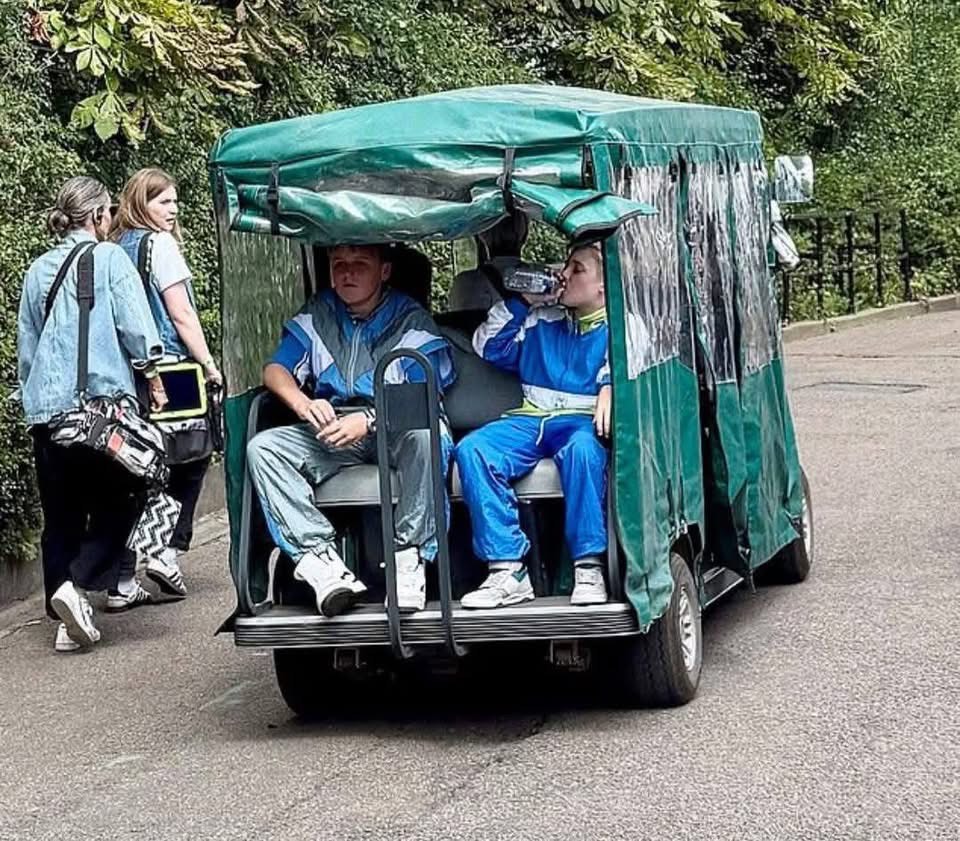 Dudly s kamarátom v Londínskej zoo. Autentické zábery z natáčania